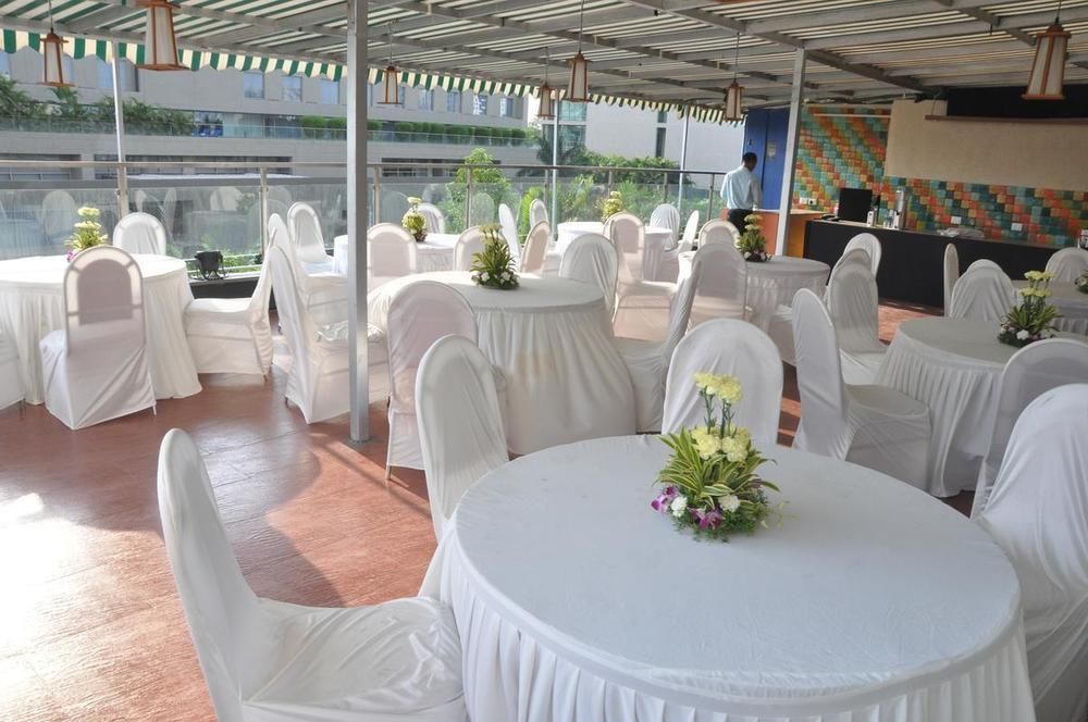 Hotel Lxia Hinjewadi - Indian Nationals Only Pimpri-Chinchwad Экстерьер фото